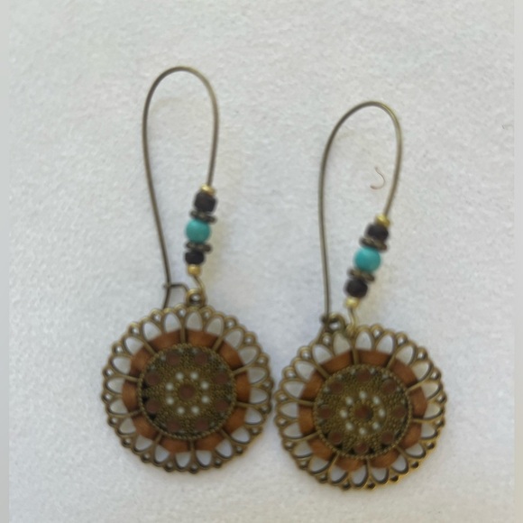 New Set of Gold Boho Retro Style Dangle Earrings - Picture 5 of 5